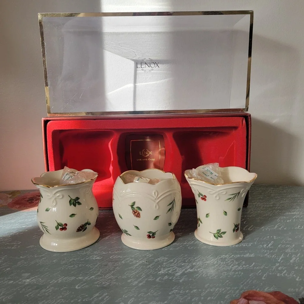 Lenox Holiday Votives Set of 3 Holly Leaves & Berries Christmas Seasonal Classic